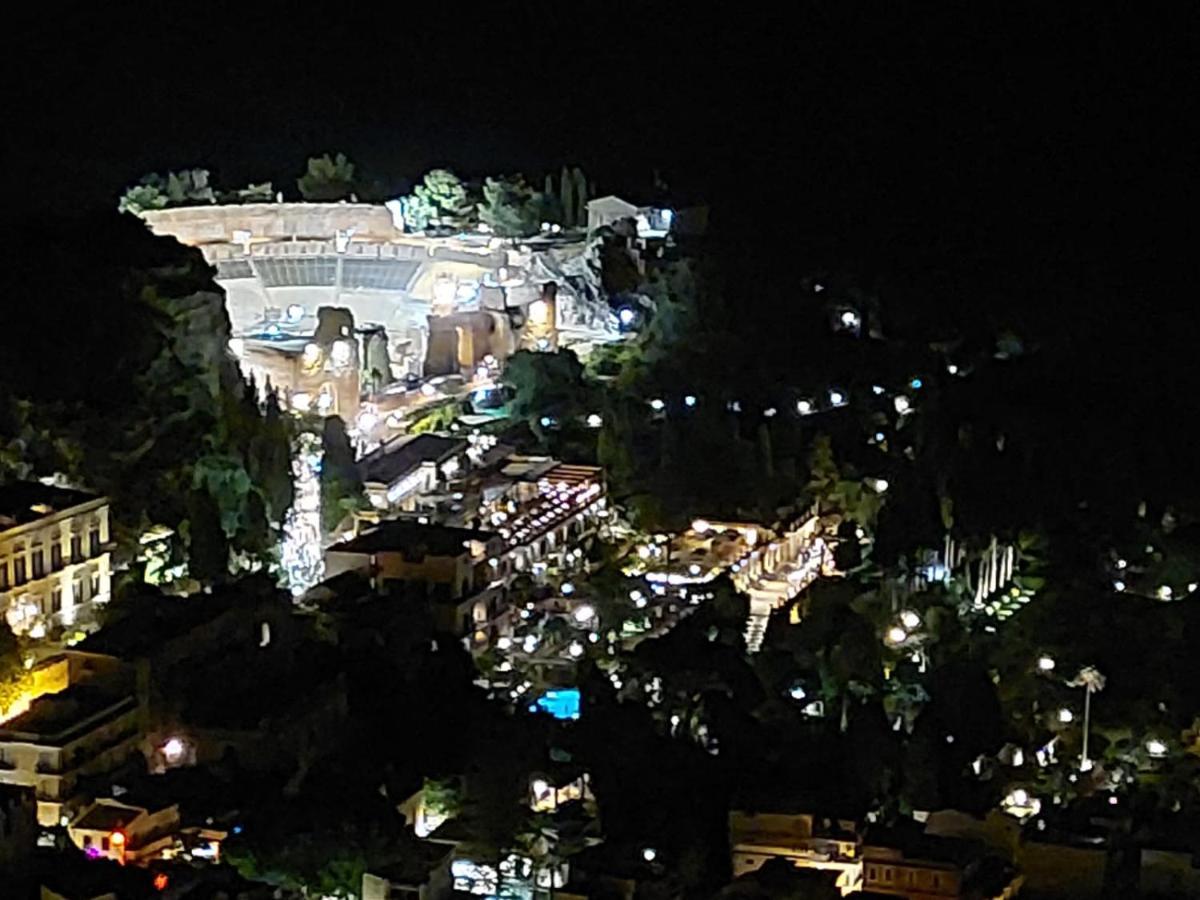 Al Teatro Antico Rooms & House Taormina Buitenkant foto